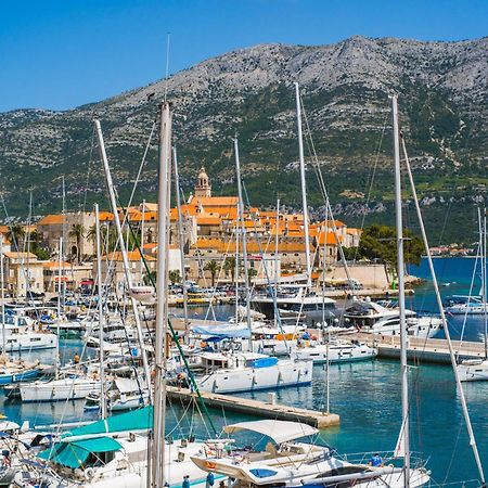 Apartments And Rooms Denoble Korčula Exteriör bild