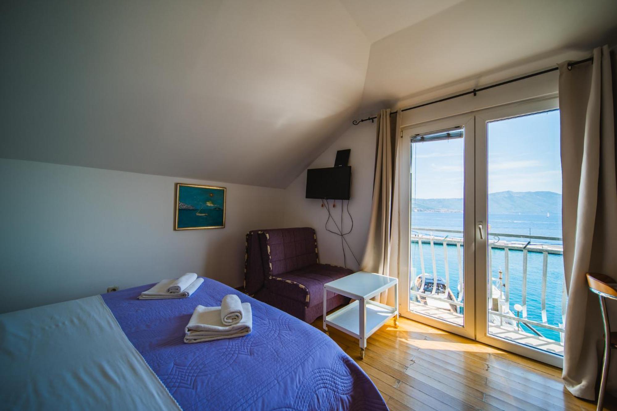 Apartments And Rooms Denoble Korčula Exteriör bild